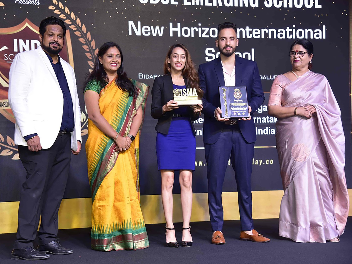 New Horizon International School receiving the Best Emerging School (CBSE) award at the India School Merit Awards