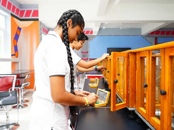 Students at work in the physics laboratory at NHIS