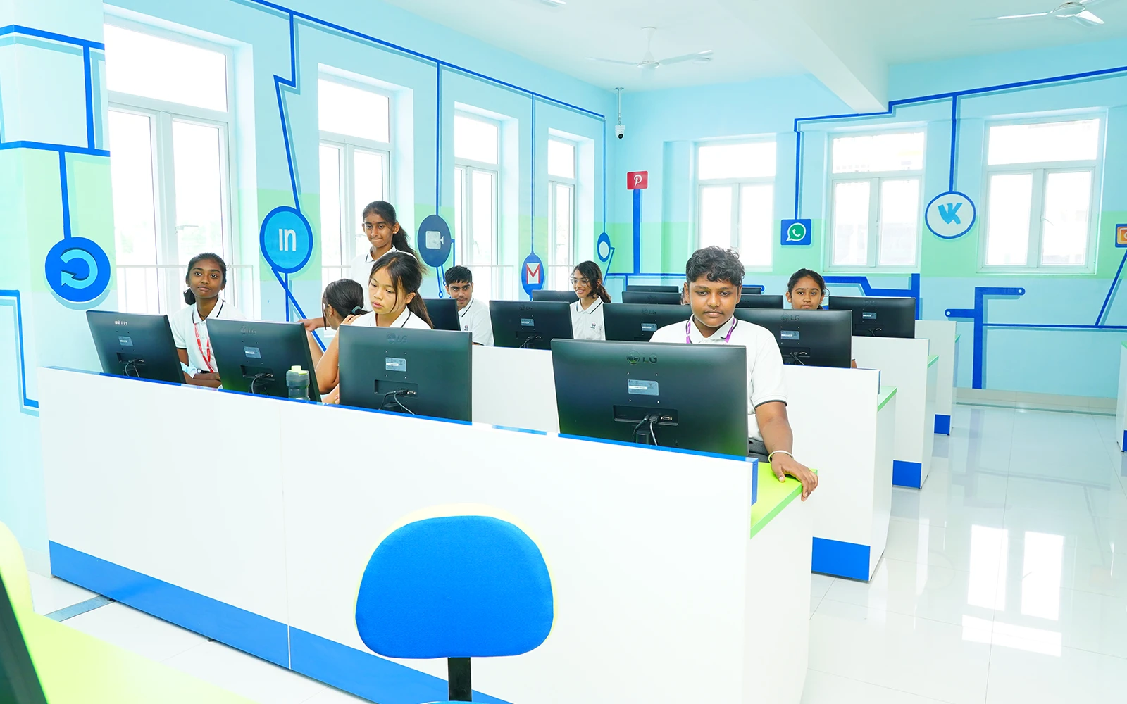 Computer Labs at New Horizon International School
