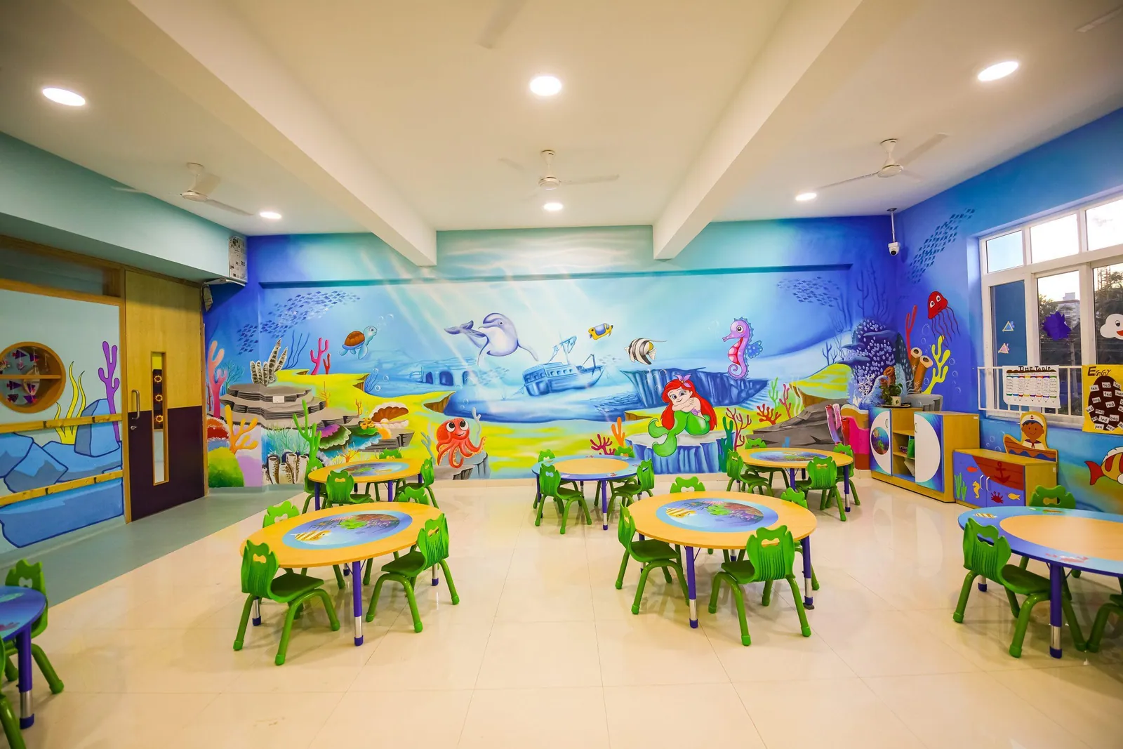 Class Rooms with Furniture at New Horizon International School — photograph 4