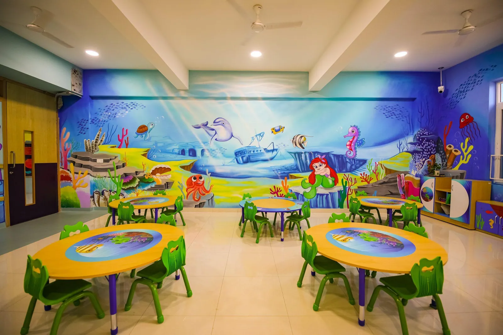 Class Rooms with Furniture at New Horizon International School — photograph 7