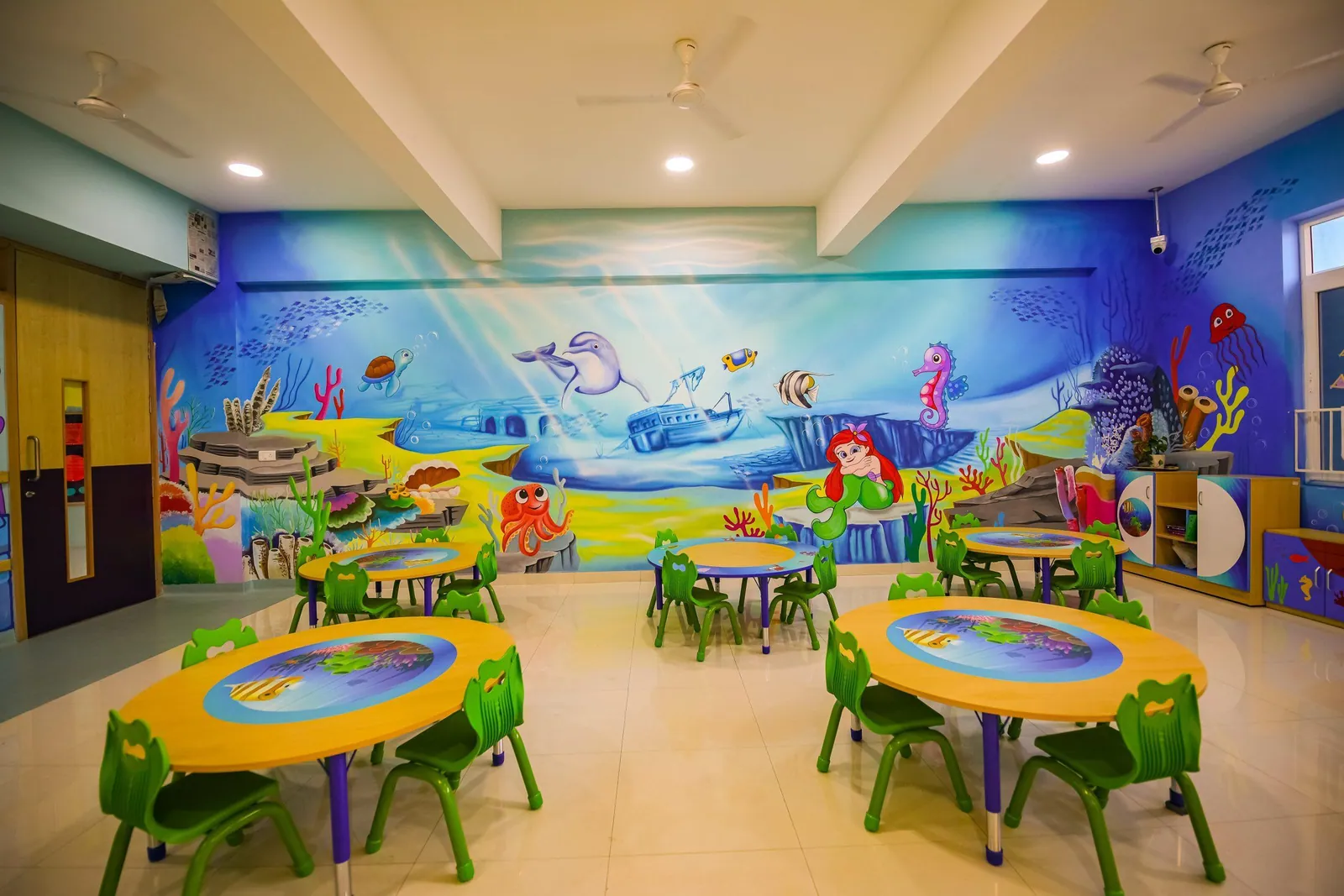 Class Rooms with Furniture at New Horizon International School — photograph 8