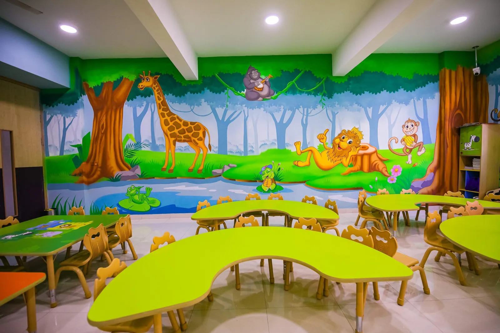 Class Rooms with Furniture at New Horizon International School — photograph 9