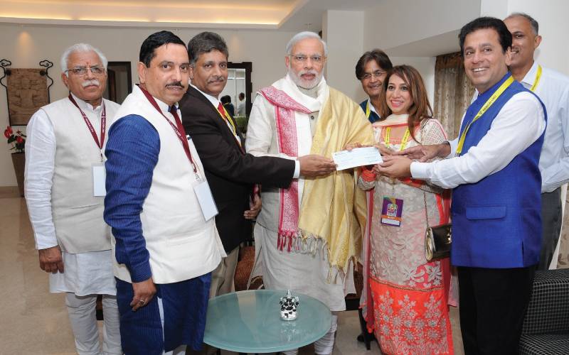 dr-mohan Mnnghnani with Prime ministe Narendra Modi